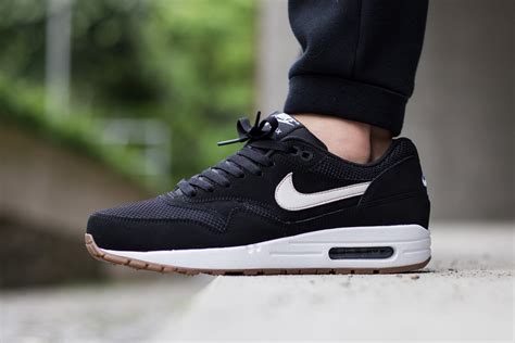 nike essential schoenen|Nike Air Max 1 Essential Premium Men's Shoes.